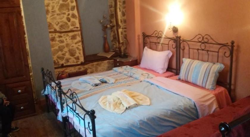 Ippoliti Hotell Palaioi Poroi Rum bild
