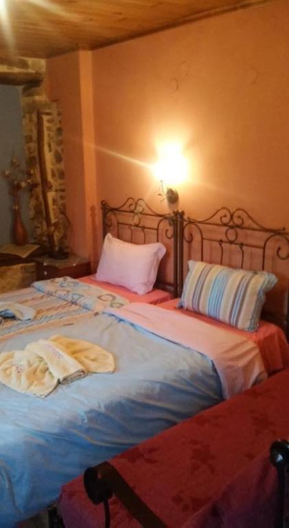 Ippoliti Hotell Palaioi Poroi Rum bild