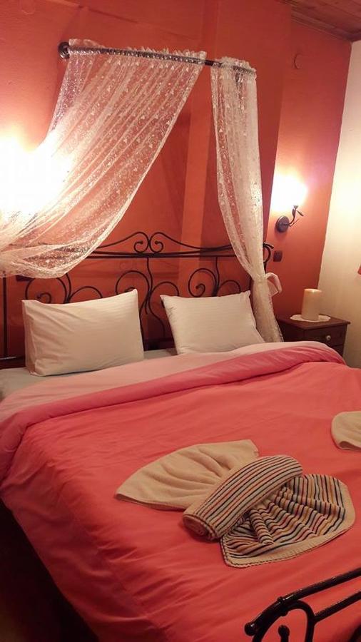 Ippoliti Hotell Palaioi Poroi Exteriör bild