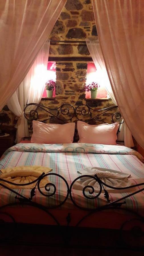 Ippoliti Hotell Palaioi Poroi Exteriör bild